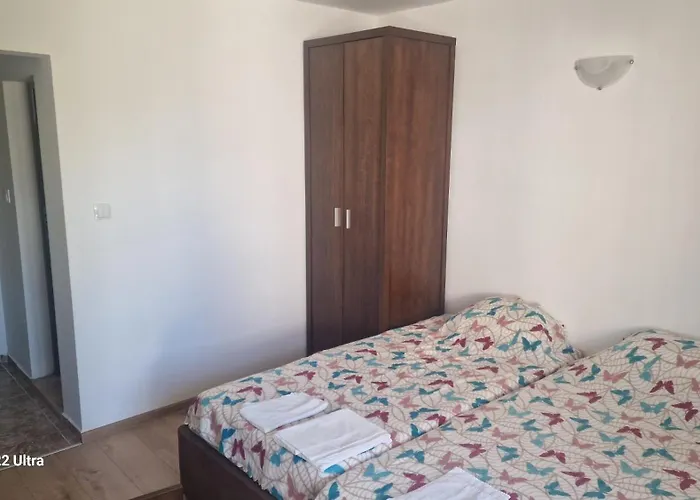 Къща За Гости Ravda Pensión Ravda